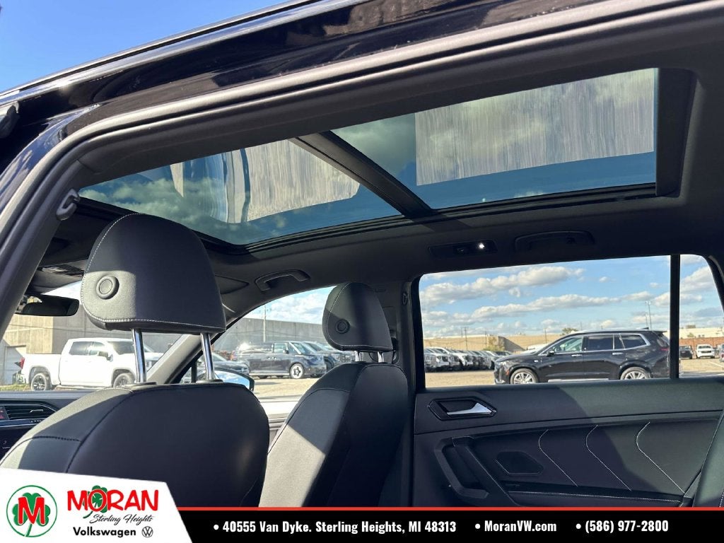 2024 Volkswagen Tiguan 2.0T SE R-Line Black